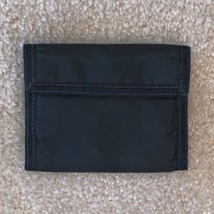 Vintage Wind n Sea Sport Wallet, black/red